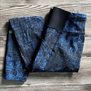 Lululemon Keep Your Form Tight 25" City Lights Multi Black / Black Size 6